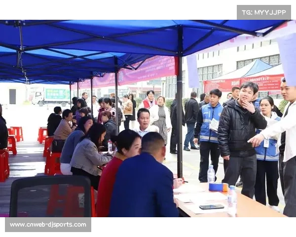 中国腰旗女队12人名单公布 其中包括体育教师与公司职员等多元人才